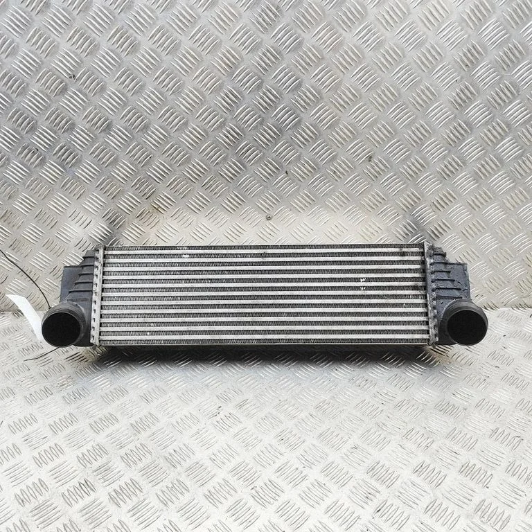 Vahejahuti radiaator T3384003