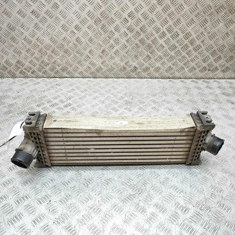 Starpdzesētāja (interkūlera) radiators GK216K775AD