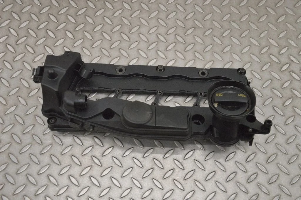 Rocker cam cover – Audi A3 S3 8P (2003-2012)