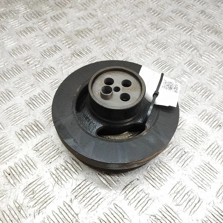 Crankshaft pulley – Mercedes-Benz E-Class W212 (2009-2016)