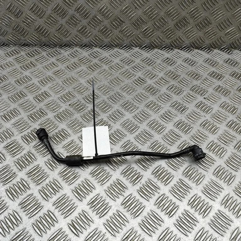 Coolant pipe/hose 8579334