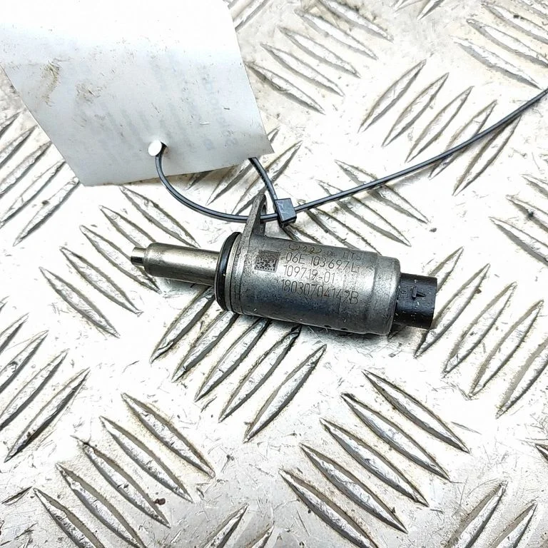 Turbo solenoīda vārsts 06E103697L