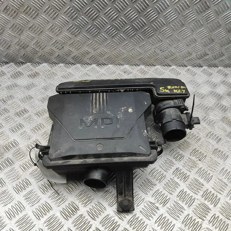 Air filter box – KIA Picanto (2017-)