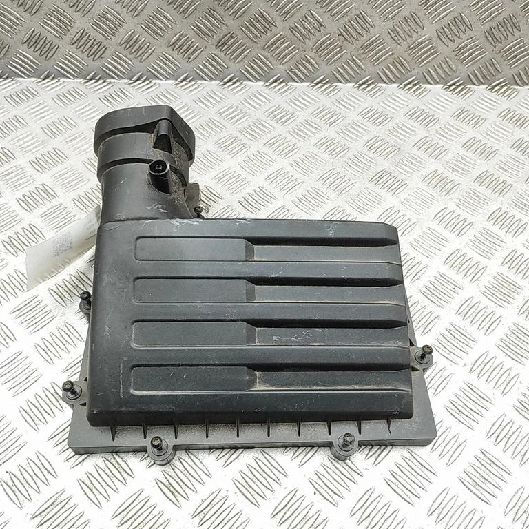 Air filter box cover 5Q0129601BP