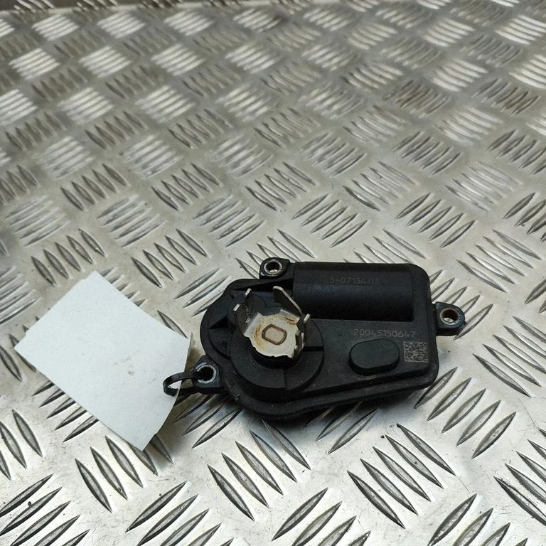 Intake manifold valve actuator/motor – BMW X5M G05 F95 (2019-)