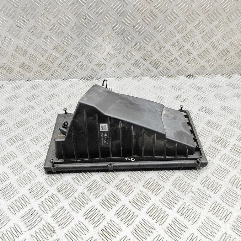 Air filter box cover – Land Rover Range Rover L405 (2013-2021)