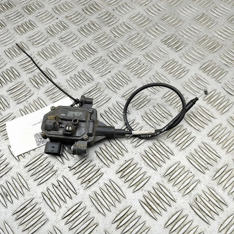 Zamek klapki wlewu paliwa 788260057R – Smart ForTwo III C453 (2014-)