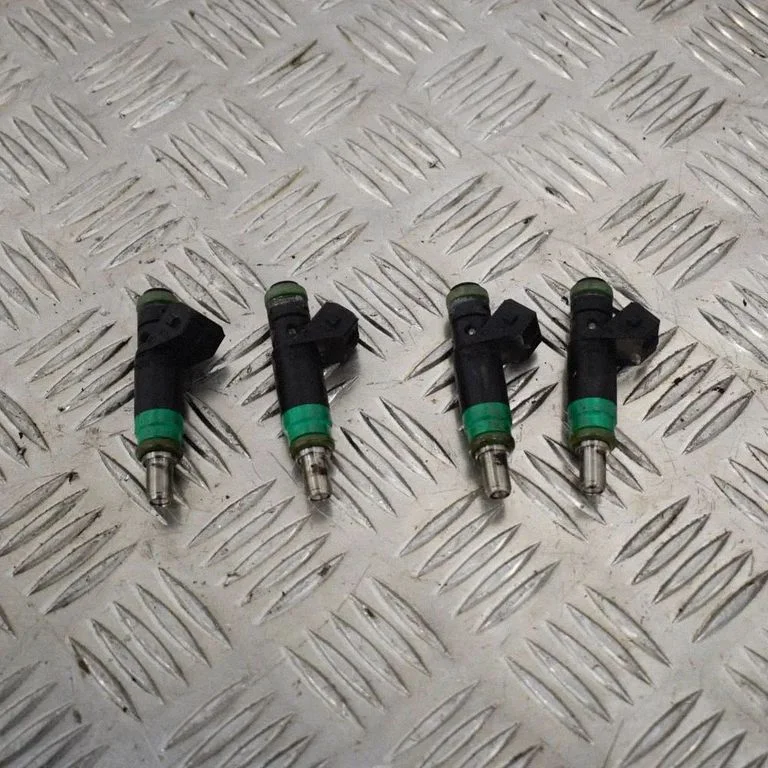 Fuel injectors set 98MFBB9F593 – Ford Fusion (2006-2012)