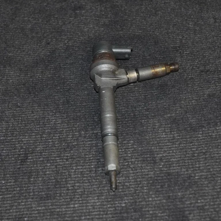 Fuel injectors set 0445110175