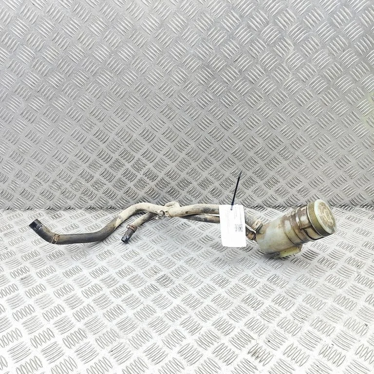 Zbiorniczek płynu wspomagania 8972343500