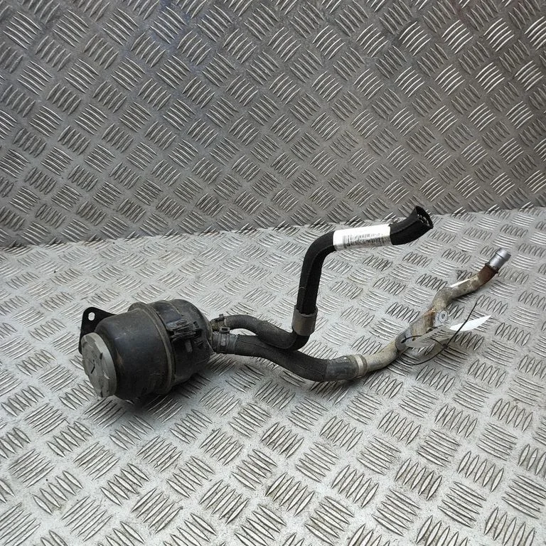 Power steering fluid tank/reservoir 8K0422887AR