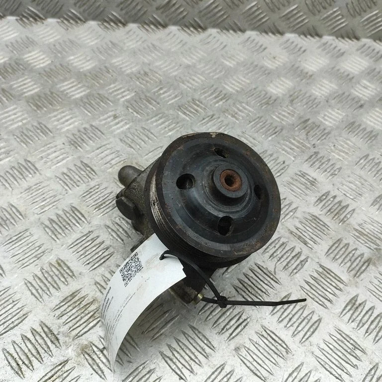 Roolivõimendi pump 6R833A696BB