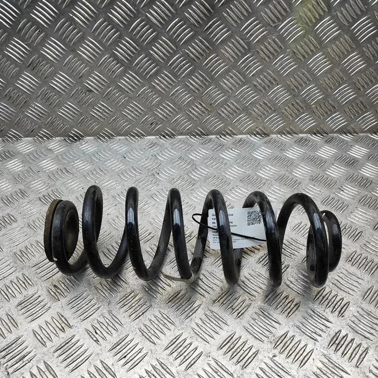 Tagumine keerdvedru 55330EV150 – KIA EV3 (2024-)