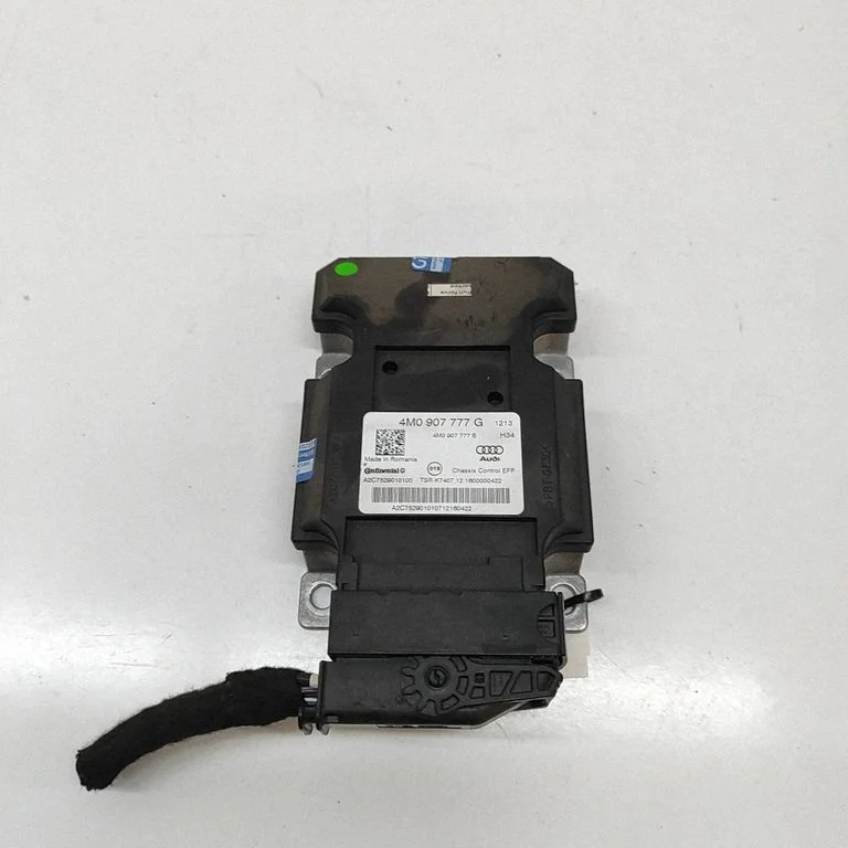 Gaisa balstiekārtas vadības bloks (aizmugurējais) 4M0907777B