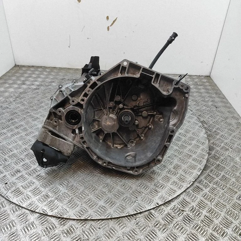 Mehāniskā 6 pārnesumu ātrumkārba – Nissan Juke II F16 (2019-)