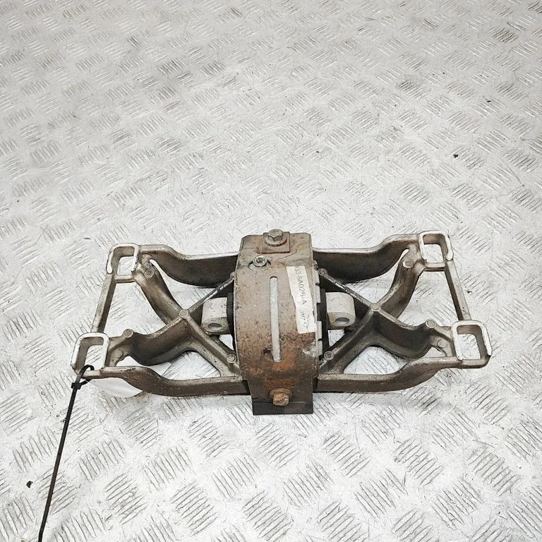Ātrumkārbas stiprinājuma kronšteins EX536A026A