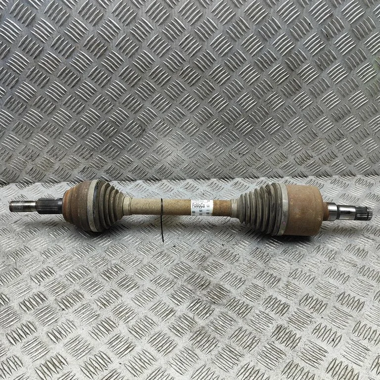 Tagumine pooltelg RK314K139AC