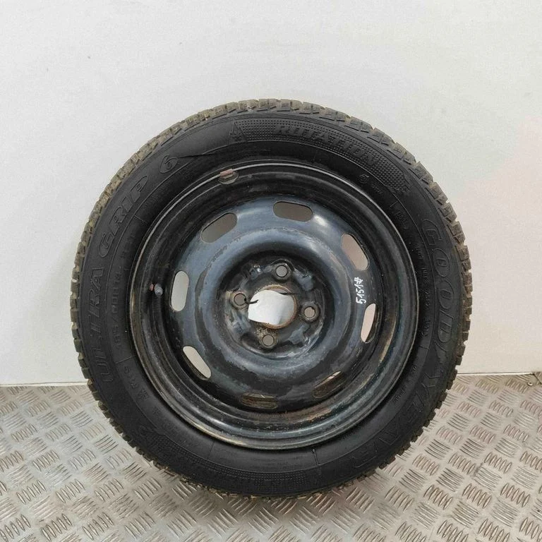 R14 alloy rim – Mazda MX-5 NB Miata (1998-2005)