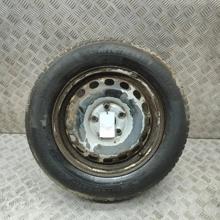 R15 valuvelg (-veljed) 2K5601027B