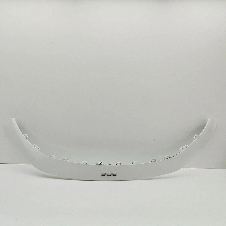 Priekšējā bampera apdares josla 9837709380