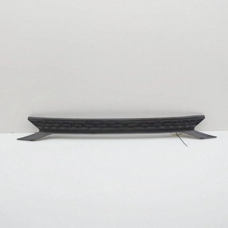 Front bumper upper radiator grill 86351CV200