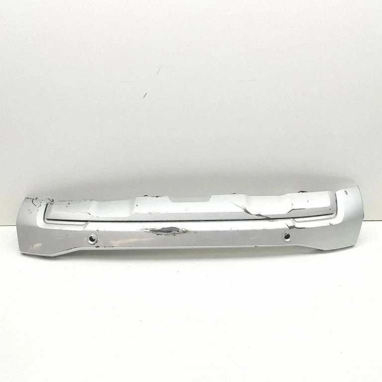Esistange alumine osa (huul) JB3B17F792A