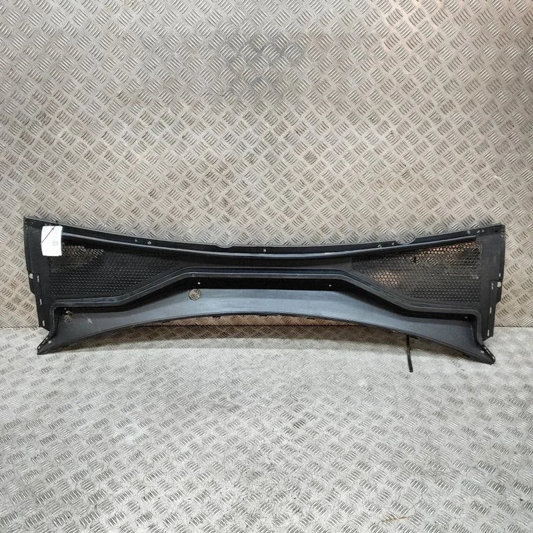 Slotiņu apdare SA3HK5302111