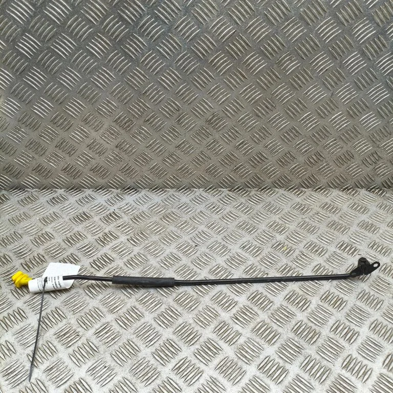 Motora pārsega balsta kātiņš 81170J9000
