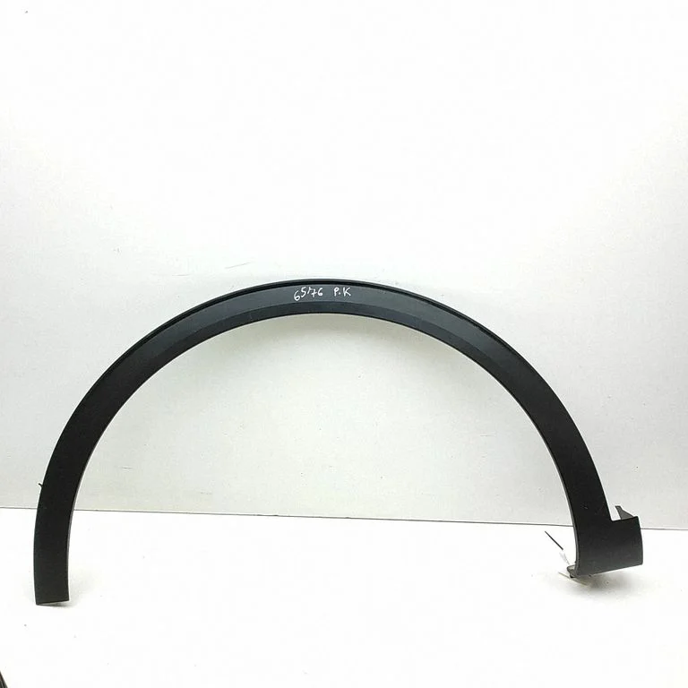 Front arch trim 87713R2000