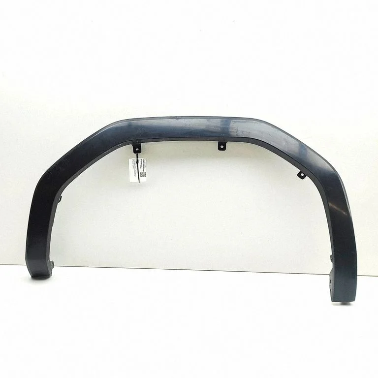 Front arch trim 7560260100