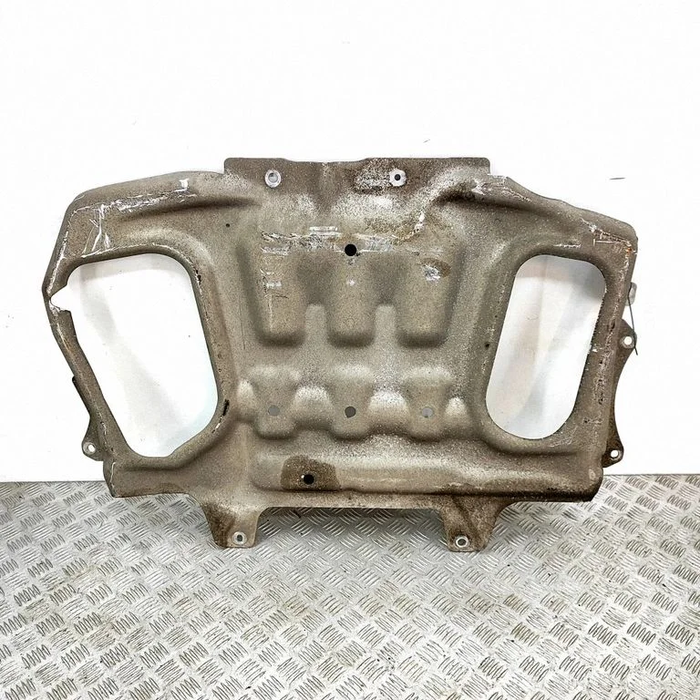 Engine splash shield/under tray FPLA7E063AC