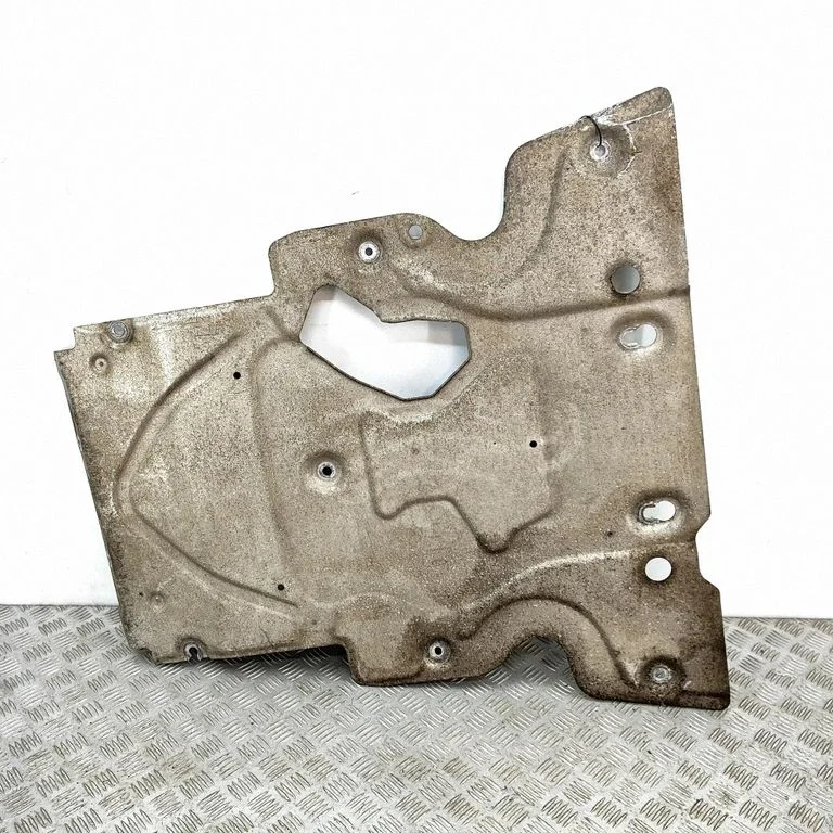 Engine splash shield/under tray FPLA5F002AA