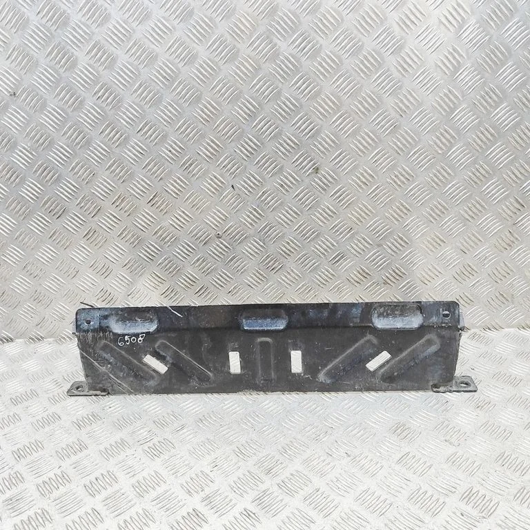 Engine splash shield/under tray PZ317P495AB
