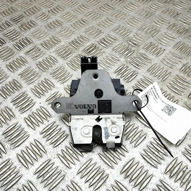 Aizmugurējā vāka slēdzene 31440489
