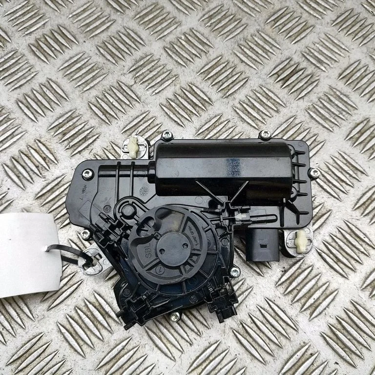 Tailgate/trunk/boot lift motor – Audi A6 C7 (2011-)