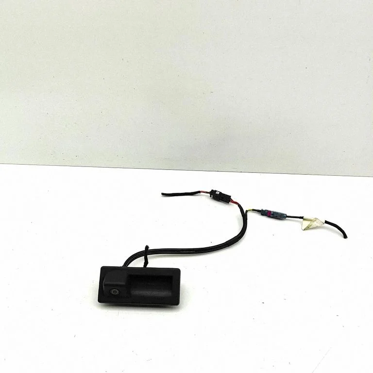 Atpakaļgaitas kamera 3V0827566L
