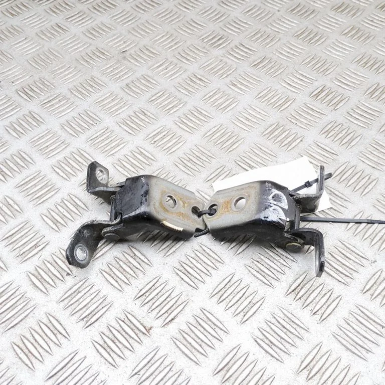 Priekšējā augšējā eņģe KD5358210A