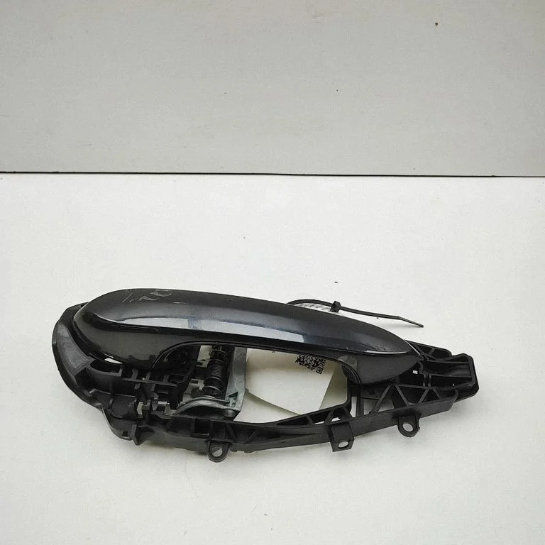Esiukse välimine käepide – BMW X4 G02 (2018-)