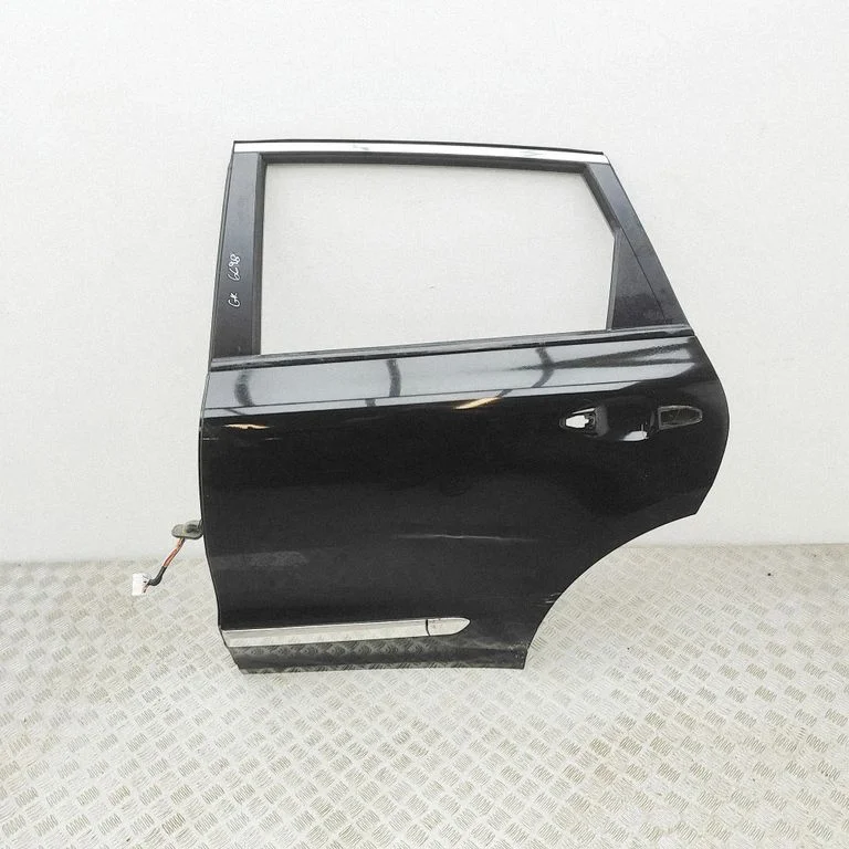 Rear door 77003G5000