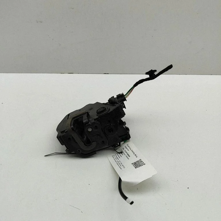 Aizmugurējo durvju slēdzene 9849605680