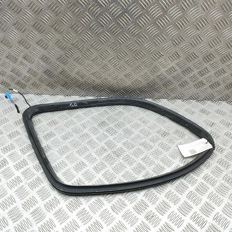 Tagaukse tihend (kere pool) – Mercedes-Benz GLS-klass X166 (2015-2019)