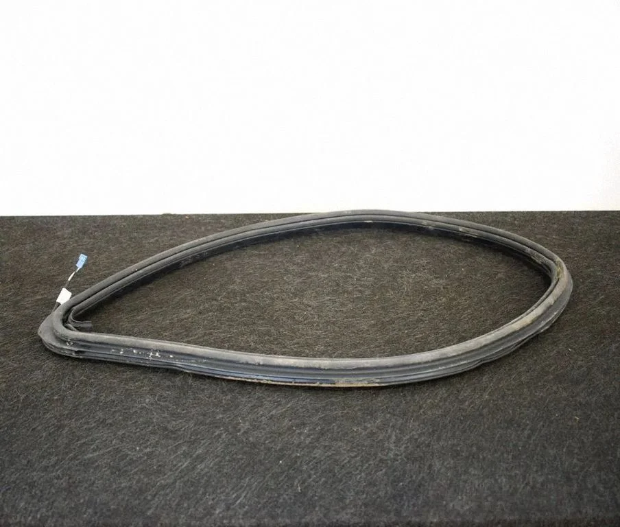 Tagaukse tihend (kere pool) – Mercedes-Benz GLS-klass X166 (2015-2019)