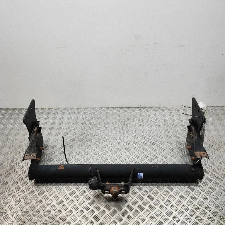 Tow bar set TC713B
