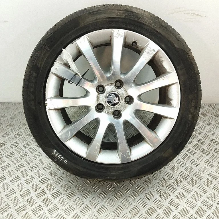 R17 alloy rim 5L0601025