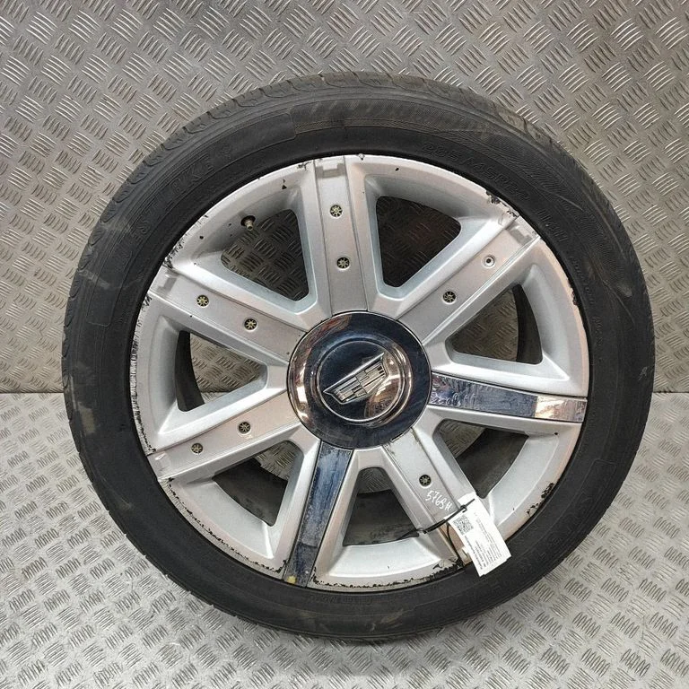 R22 valuvelg (-veljed) – Cadillac Escalade IV (2014-2020)