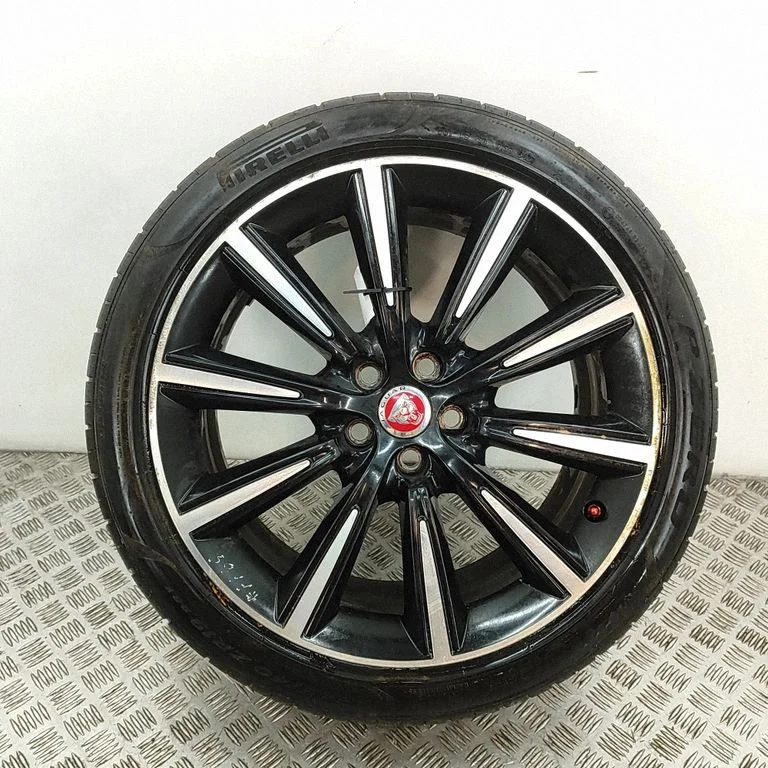 R19 valuvelg (-veljed) – Jaguar F-Type (2013-)