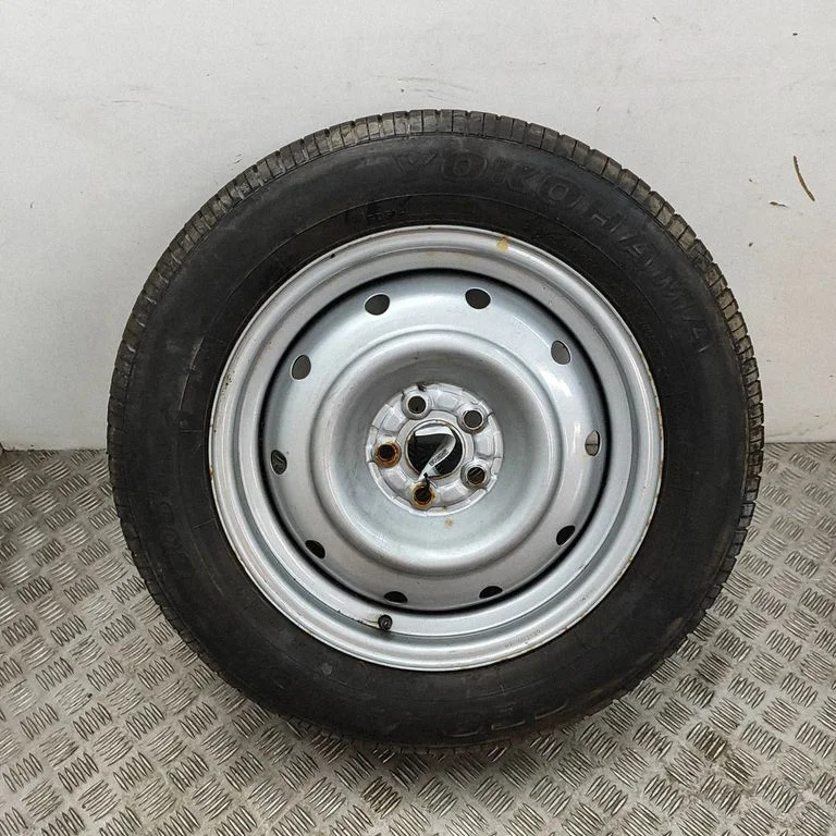 R16 rezerves ritenis 28111FC070