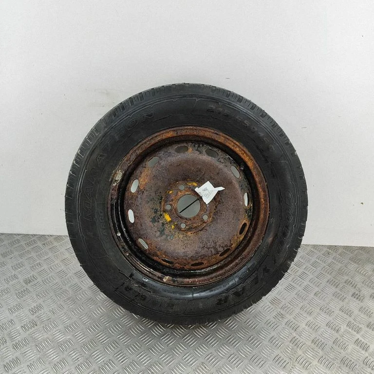 R16 rezerves ritenis 93866151