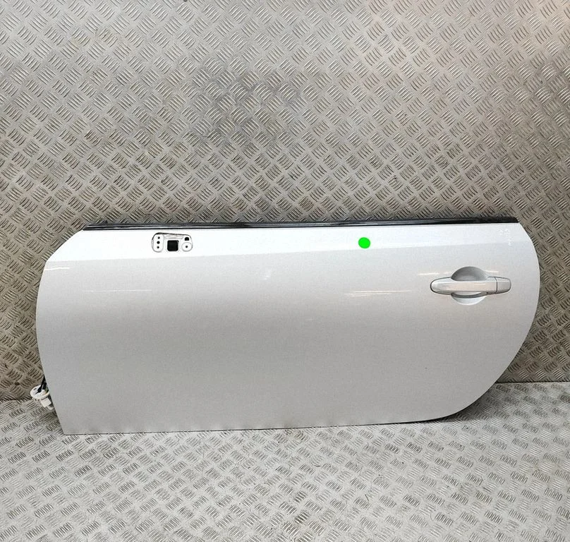 Priekšējās durvis (kupejai) SU00301559