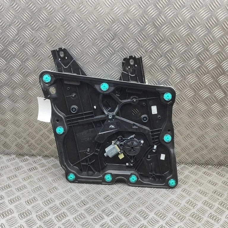 Front door electric window regulator 5Q0959801A